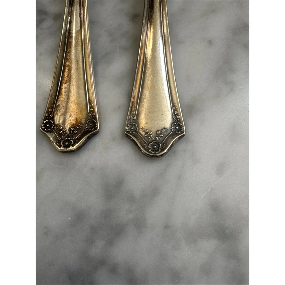 11 Oneida Community  Primrose 7 1/2 Inch Forks Set Of 5‎